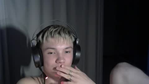PrettyBoy online show from 06.06.26