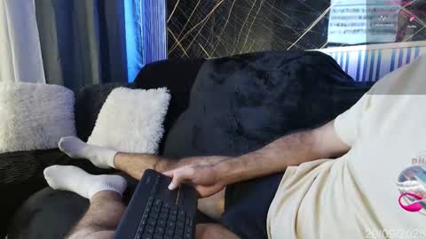 Snapshot of ben_blaze chatting on 09.29.25 BEN online show from 09.29.25
