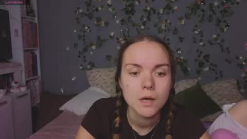 KENDALL  NATHAN online show from 05.02.26