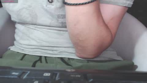 benijamin online show from 10.12.25