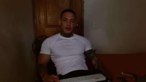 Snapshot of benjamin_isaac chatting on 02.02.25 benjamin_isaac online show from 02.02.25