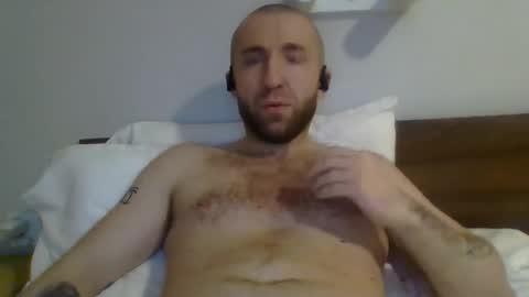 Snapshot of benko800 chatting on 11.04.25 PM4PASSWORD online show from 11.04.25