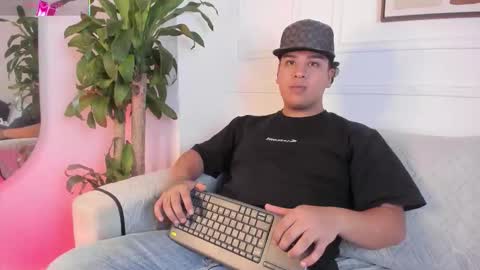 Snapshot of bennett_alejoo chatting on 09.12.25 bennett_alejoo online show from 09.12.25