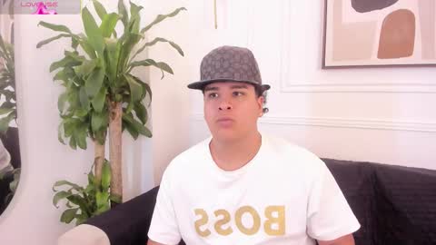 Snapshot of bennett_alejoo chatting on 09.21.25 bennett_alejoo online show from 09.21.25