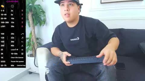 Snapshot of bennett_alejoo chatting on 10.10.25 bennett_alejoo online show from 10.10.25