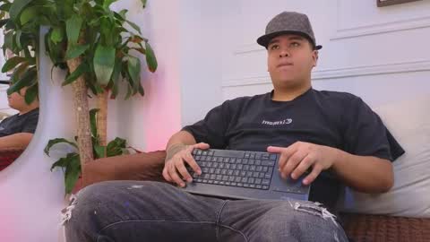 bennett_alejoo online show from 04.08.26