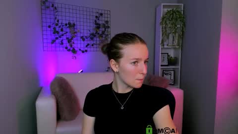 Benny online show from 09.23.25