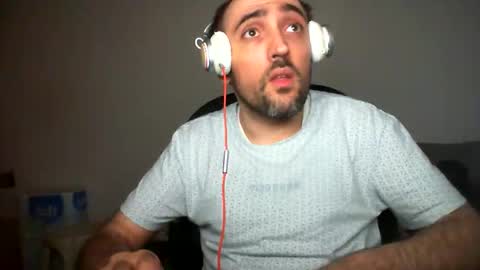 Snapshot of bentish chatting on 12.05.24 bentish online show from 12.05.24