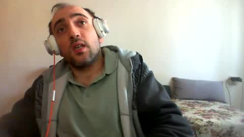 Snapshot of bentish chatting on 01.02.25 bentish online show from 01.02.25