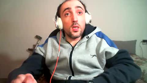 Snapshot of bentish chatting on 01.05.25 bentish online show from 01.05.25