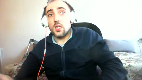 Snapshot of bentish chatting on 01.06.25 bentish online show from 01.06.25