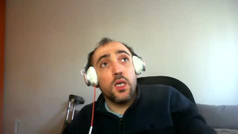 Snapshot of bentish chatting on 01.07.25 bentish online show from 01.07.25