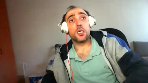 Snapshot of bentish chatting on 01.25.25 bentish online show from 01.25.25