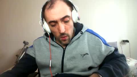 Snapshot of bentish chatting on 01.26.25 bentish online show from 01.26.25