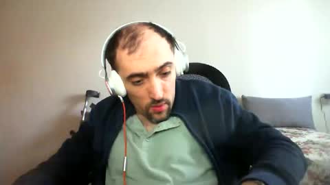 Snapshot of bentish chatting on 01.31.25 bentish online show from 01.31.25