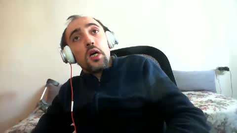 Snapshot of bentish chatting on 02.01.25 bentish online show from 02.01.25