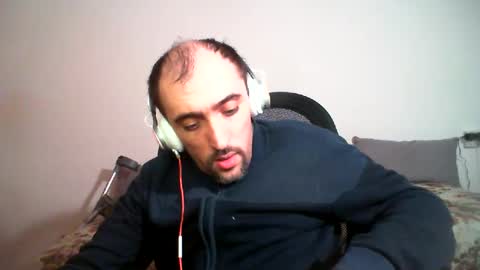 Snapshot of bentish chatting on 02.01.25 bentish online show from 02.01.25