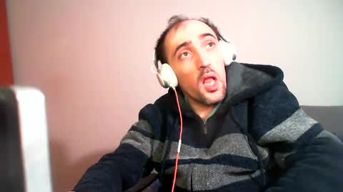 Snapshot of bentish chatting on 02.07.25 bentish online show from 02.07.25