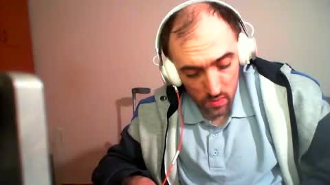 Snapshot of bentish chatting on 02.17.25 bentish online show from 02.17.25