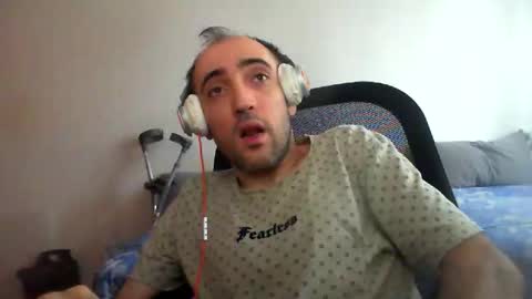 Snapshot of bentish chatting on 09.25.25 bentish online show from 09.25.25