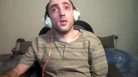 Snapshot of bentish chatting on 10.30.25 bentish online show from 10.30.25