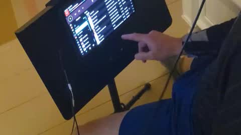 Snapshot of bentpilot chatting on 03.12.26 bentpilot online show from 03.12.26