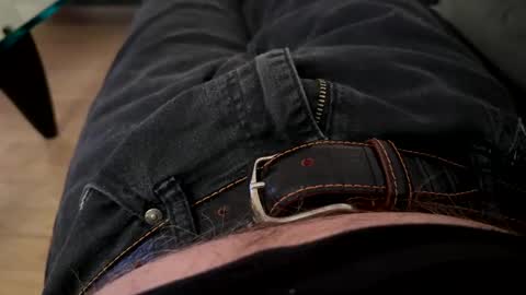 benz10001 online show from 01.19.25