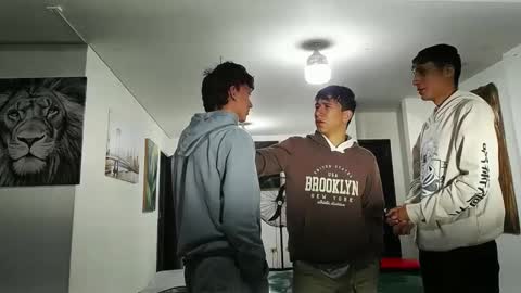 benz boys online show from 10.11.25