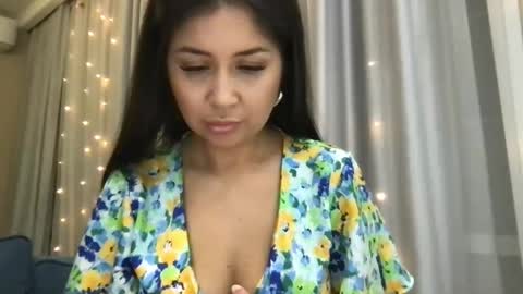 Karolina online show from 03.05.25