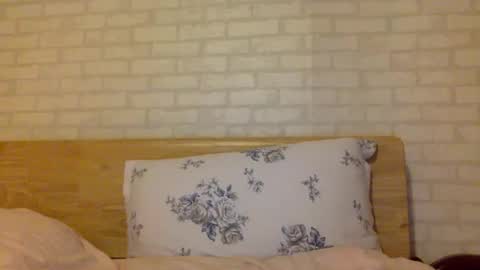 tixxie  online show from 02.10.25