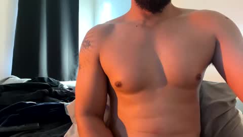 Snapshot of berriess_ chatting on 01.07.25 berriess_ online show from 01.07.25