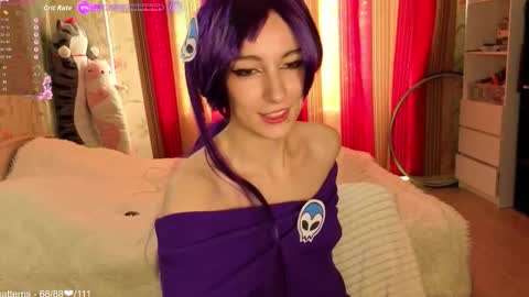 Snapshot of berrryjelly chatting on 10.31.25 Hi Im NikaComing back online on Monday 3 online show from 10.31.25