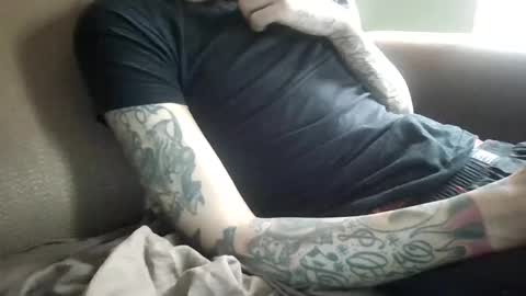 Snapshot of bertdollaz757 chatting on 04.29.26 ToxicPipe757 online show from 04.29.26