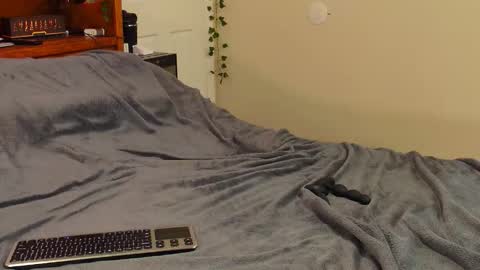 twitter zack1fisher online show from 12.17.25