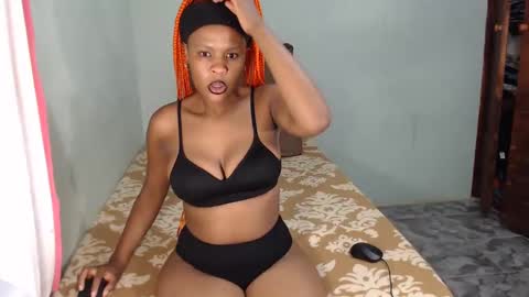 Snapshot of bestlia chatting on 01.26.25 bestlia online show from 01.26.25