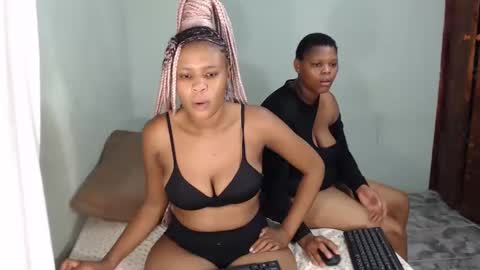 Snapshot of bestlia chatting on 02.11.25 bestlia online show from 02.11.25