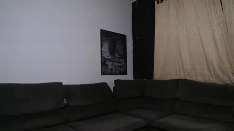 Snapshot of bestmuscle chatting on 09.10.25 bestmuscle online show from 09.10.25