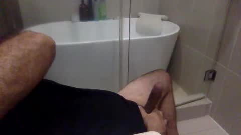 Snapshot of betoooox chatting on 05.09.26 Virtual Gentleman online show from 05.09.26