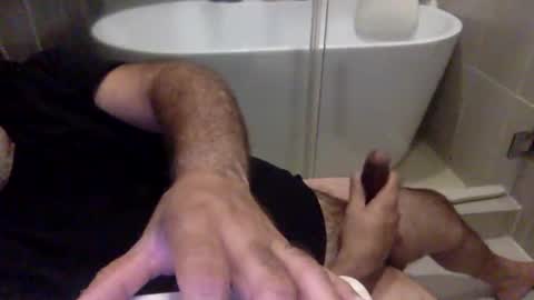 Snapshot of betoooox chatting on 05.17.26 Virtual Gentleman online show from 05.17.26