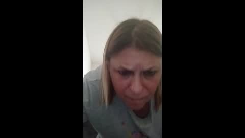 Snapshot of betsygore78 chatting on 02.19.26 betsygore78 online show from 02.19.26