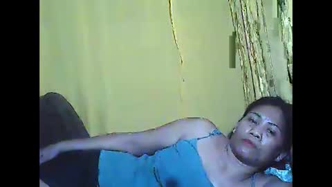 betty_83 online show from 10.23.25