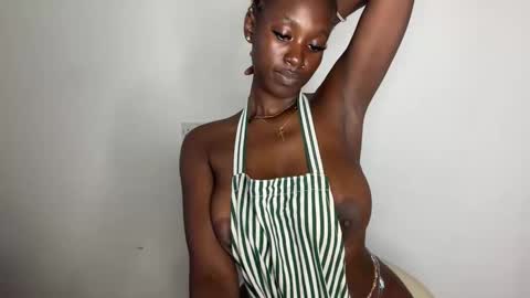 Snapshot of betty_fire_ chatting on 05.21.26 Adah online show from 05.21.26