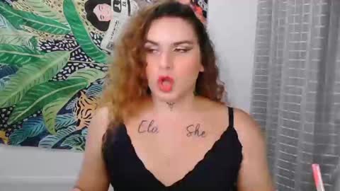 Snapshot of bettytaylor23 chatting on 02.08.25 bettytaylor23 online show from 02.08.25