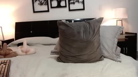 Snapshot of betzabeth_1 chatting on 12.27.24 Catalina online show from 12.27.24