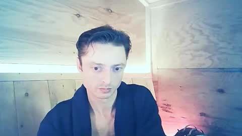 Snapshot of beukenstein chatting on 01.13.25 . online show from 01.13.25