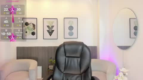 Snapshot of beverlyy_johnson chatting on 04.23.26 beverlyy johnson online show from 04.23.26