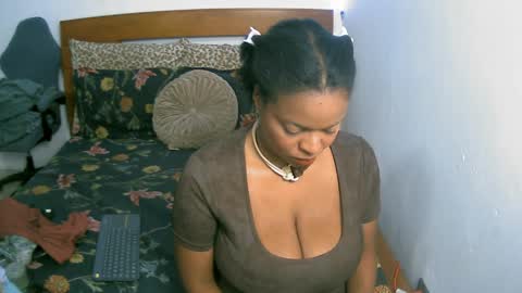 Snapshot of bianca_ebony chatting on 03.31.26 bianca ebony online show from 03.31.26