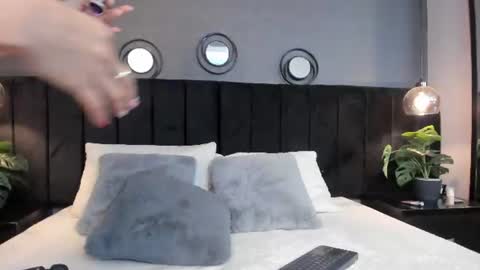Snapshot of bianca_monroe_ chatting on 06.18.26 Bianca online show from 06.18.26