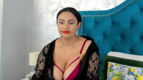 Snapshot of bianca_vale chatting on 05.31.26 Bianca Vale online show from 05.31.26