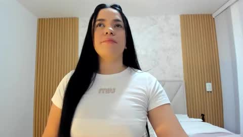 Snapshot of biancaboobs22 chatting on 05.12.26 bianca online show from 05.12.26